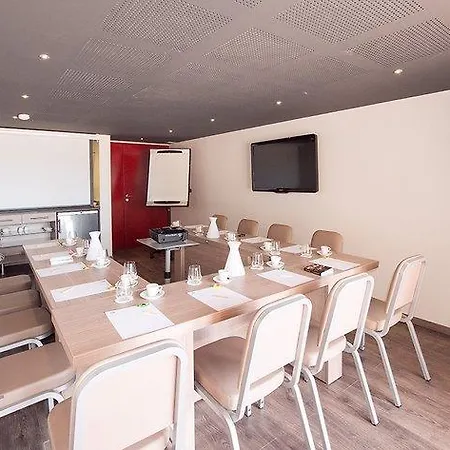 Western La Corniche Hotel 4*