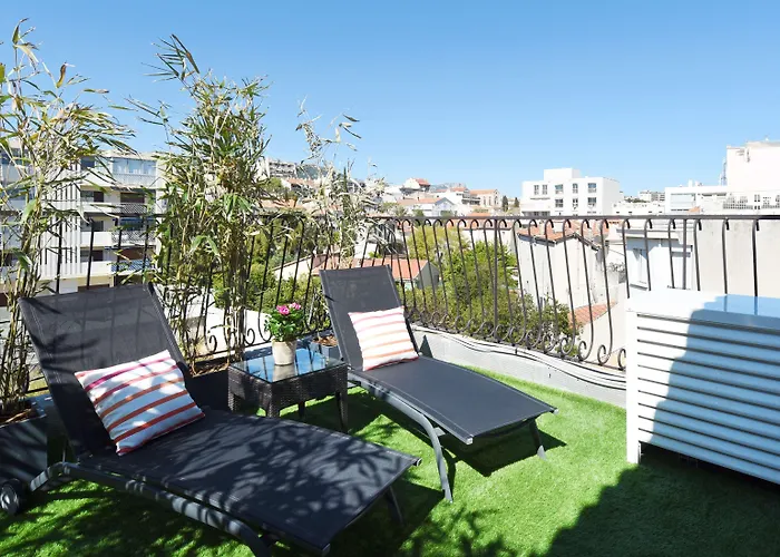 Western La Corniche 4* Тулон