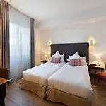 Hotell Western La Corniche 4*
