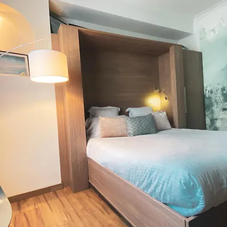 Western La Corniche Отель 4*