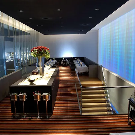 Western La Corniche Tulon