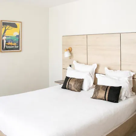 فندق Western La Corniche 4*