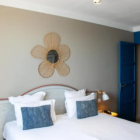 Western La Corniche Hotel