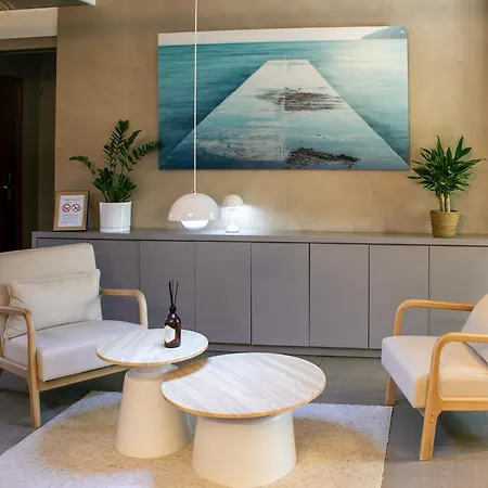 Western La Corniche Hotell 4*